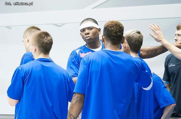 Polfarmex Kutno przegrywa 5 punktami