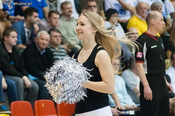 Polfarmex Kutno przegrywa 5 punktami