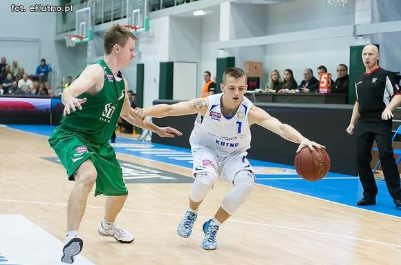 Polfarmex Kutno przegrywa 5 punktami
