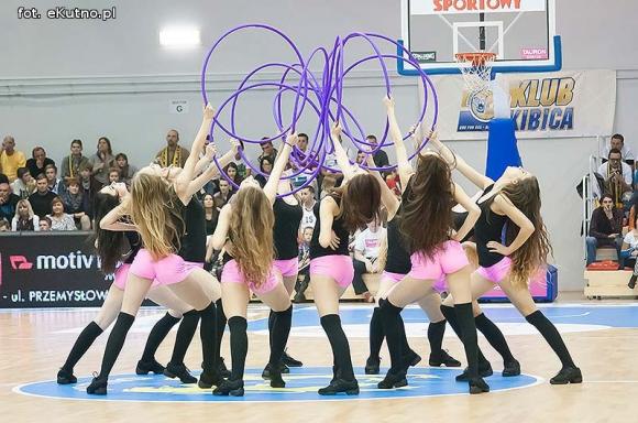 Polfarmex Kutno przegrywa 5 punktami