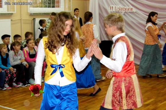 Głos uczniów ze Szkoły Podstawowej w Szewcach Nadolnych w sprawie niepodległości Polski