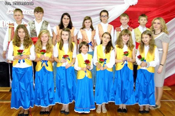 Głos uczniów ze Szkoły Podstawowej w Szewcach Nadolnych w sprawie niepodległości Polski