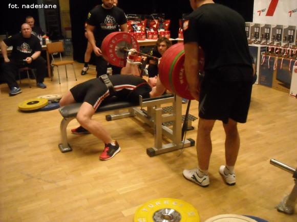 Siłacze z Kutna ze złotem i srebrem