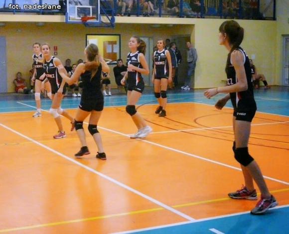 VII Turniej Siatkówki Dziewcząt z okazji Święta Niepodległości - Kutno 11 listopada