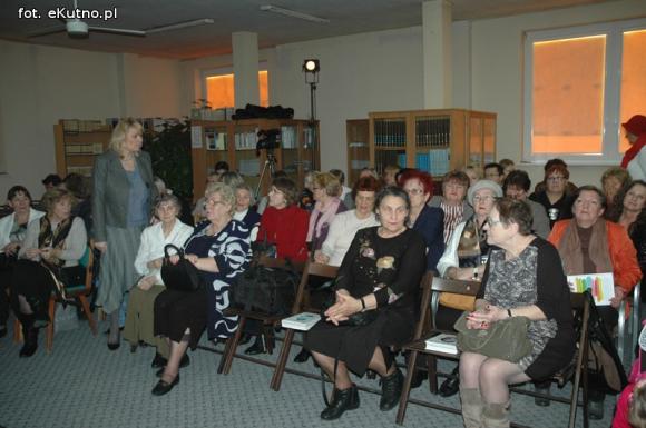 kiedy Bóg drzwi zamyka/ to otwiera okno. Spotkanie z gwiazdą - dobrym człowiekiem