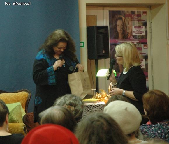 kiedy Bóg drzwi zamyka/ to otwiera okno. Spotkanie z gwiazdą - dobrym człowiekiem