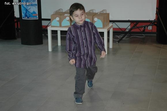 Szóstego grudnia nie można zmarnować. Niebieskie Mikołajki w domu kultury