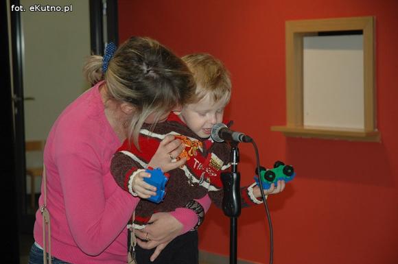 Szóstego grudnia nie można zmarnować. Niebieskie Mikołajki w domu kultury