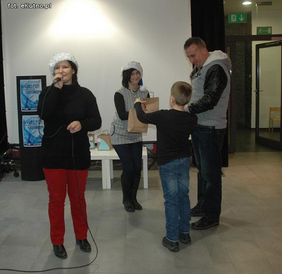 Szóstego grudnia nie można zmarnować. Niebieskie Mikołajki w domu kultury