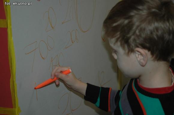 Szóstego grudnia nie można zmarnować. Niebieskie Mikołajki w domu kultury