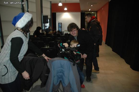 Szóstego grudnia nie można zmarnować. Niebieskie Mikołajki w domu kultury