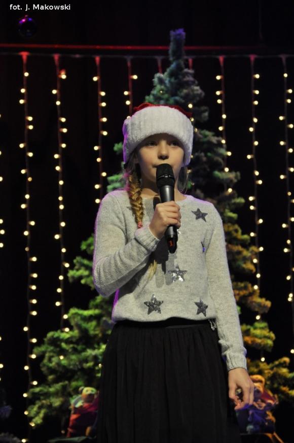 Zostali Świętymi Mikołajami. Koncert w domu kultury