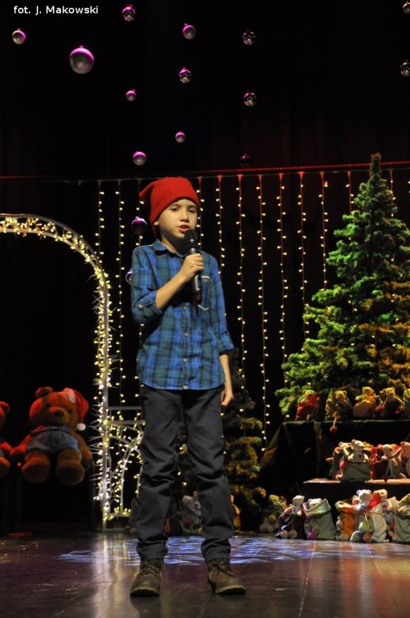 Zostali Świętymi Mikołajami. Koncert w domu kultury