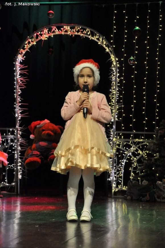 Zostali Świętymi Mikołajami. Koncert w domu kultury