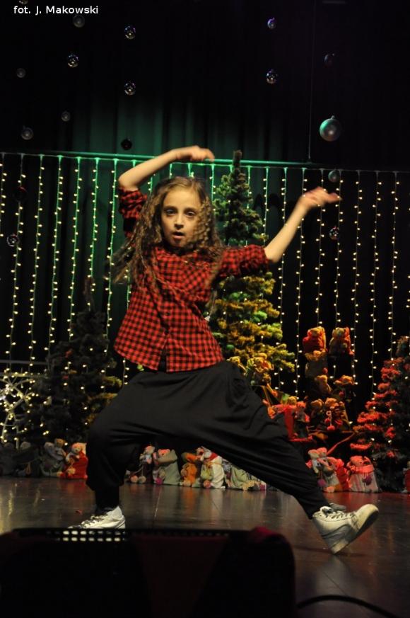 Zostali Świętymi Mikołajami. Koncert w domu kultury