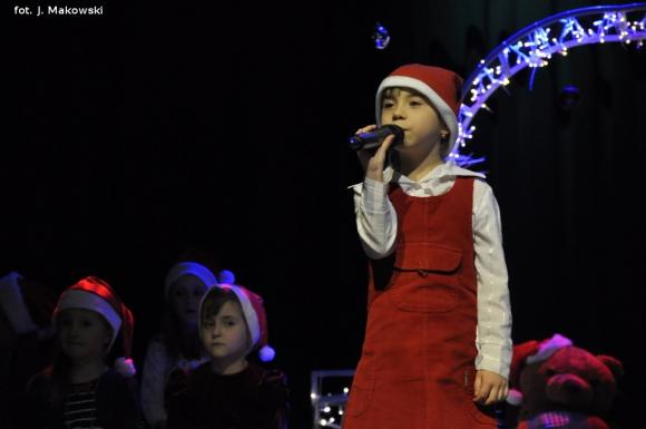 Zostali Świętymi Mikołajami. Koncert w domu kultury