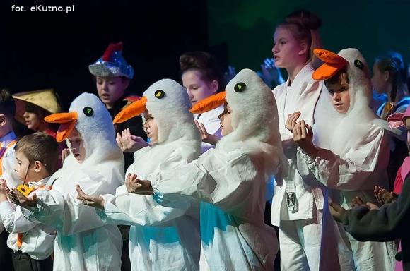 Brawo mali aktorzy z Kutna! Premiera Akademii Pana Kleksa