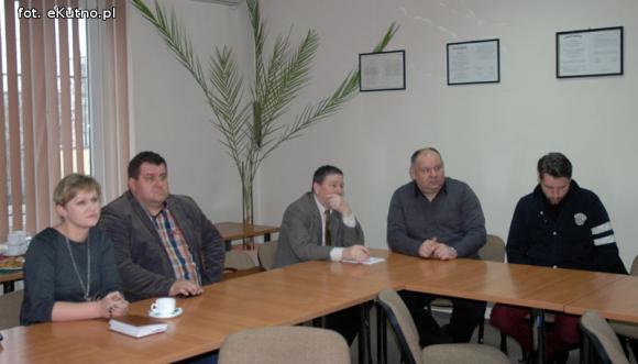 Rozmowa o budżetach: place zabaw, zmarnowane pieniądze, zaniedbane getto i odrodzenie edukacji zawodowej