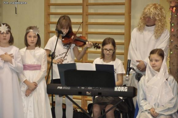 Jasełka i Światełko z Betlejem w 