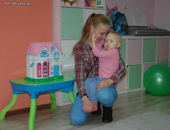  Be Happy!: Święty Mikołaj obdarował dzieci w nowym przedszkolu