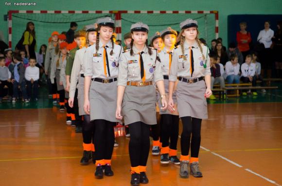 Uroczyste jasełka w Zespole Szkół w Gołębiewku