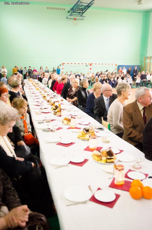 Uroczyste jasełka w Zespole Szkół w Gołębiewku