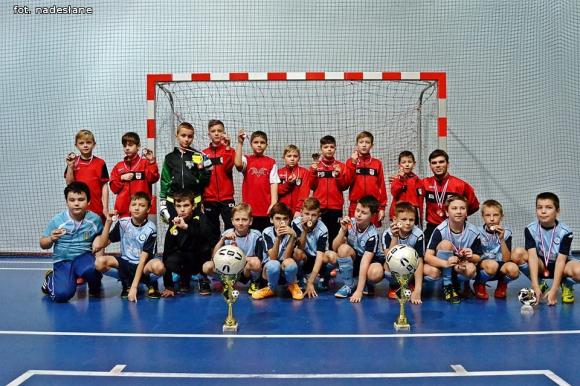 Święto Piłki Nożnej w Bedlnie. Gwiazdkowy turniej rocznika 2005