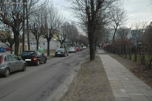 Przydałby się porządny parking