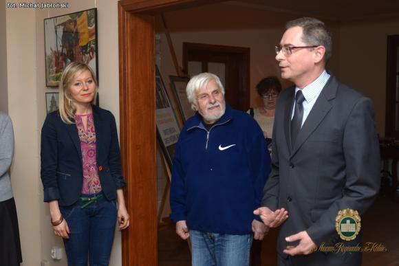 Wystawa zdjęć Ryszarda Czajkowskiego z Indii. Zajrzyj do Dworku