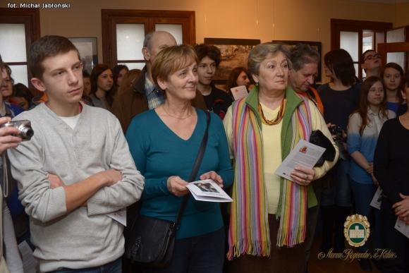 Wystawa zdjęć Ryszarda Czajkowskiego z Indii. Zajrzyj do Dworku