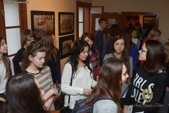 Wystawa zdjęć Ryszarda Czajkowskiego z Indii. Zajrzyj do Dworku