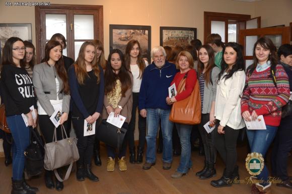 Wystawa zdjęć Ryszarda Czajkowskiego z Indii. Zajrzyj do Dworku