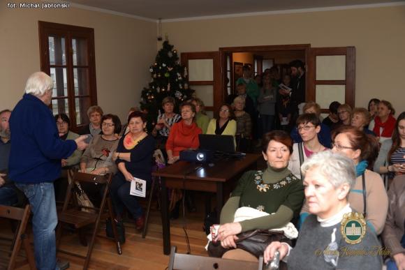 Wystawa zdjęć Ryszarda Czajkowskiego z Indii. Zajrzyj do Dworku