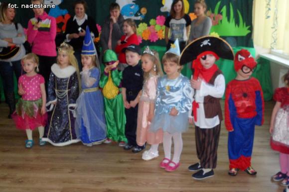 Bal w smerfowym lesie