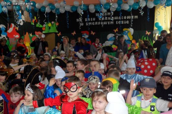 Bal w smerfowym lesie