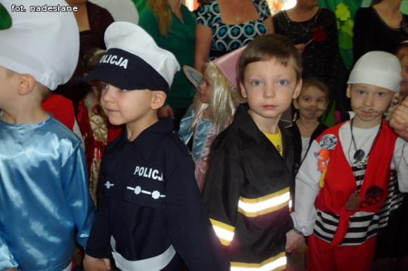 Bal w smerfowym lesie