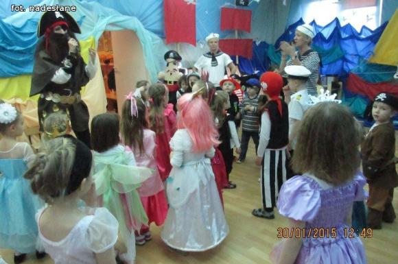 Kończy się karnawał. Jak bawią się przedszkolaki?