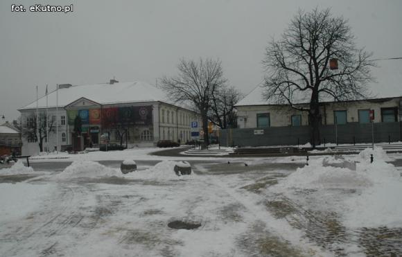 Czytelnicy pytają: Kto odśnieża centrum miasta?