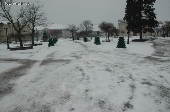 Czytelnicy pytają: Kto odśnieża centrum miasta?