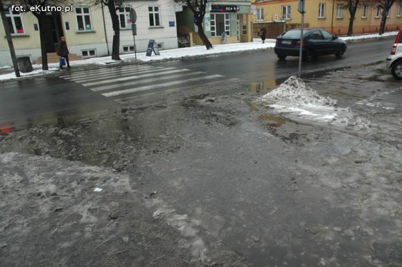 Czytelnicy pytają: Kto odśnieża centrum miasta?