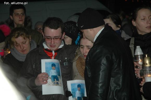 Rozpacz, żal i gniew rodzin zmarłych dzieci. Starosta tłumaczył się za lekarzy