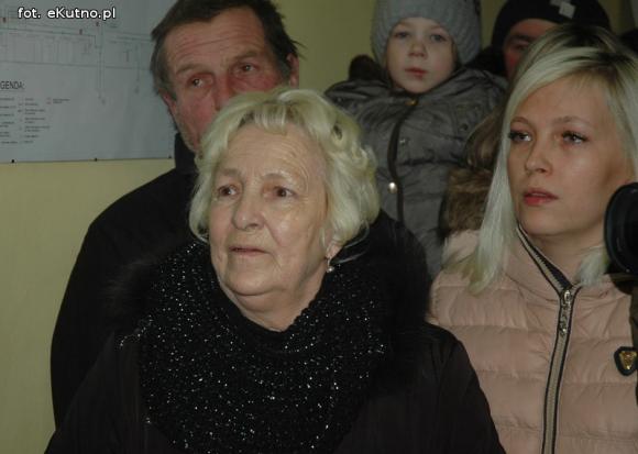 Rozpacz, żal i gniew rodzin zmarłych dzieci. Starosta tłumaczył się za lekarzy