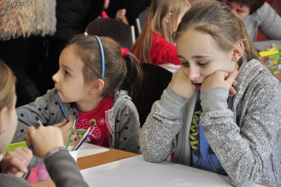 Wielki Konkurs Plastyczny w KDK pod hasłem Człowiek kocha i dba o zwierzęta