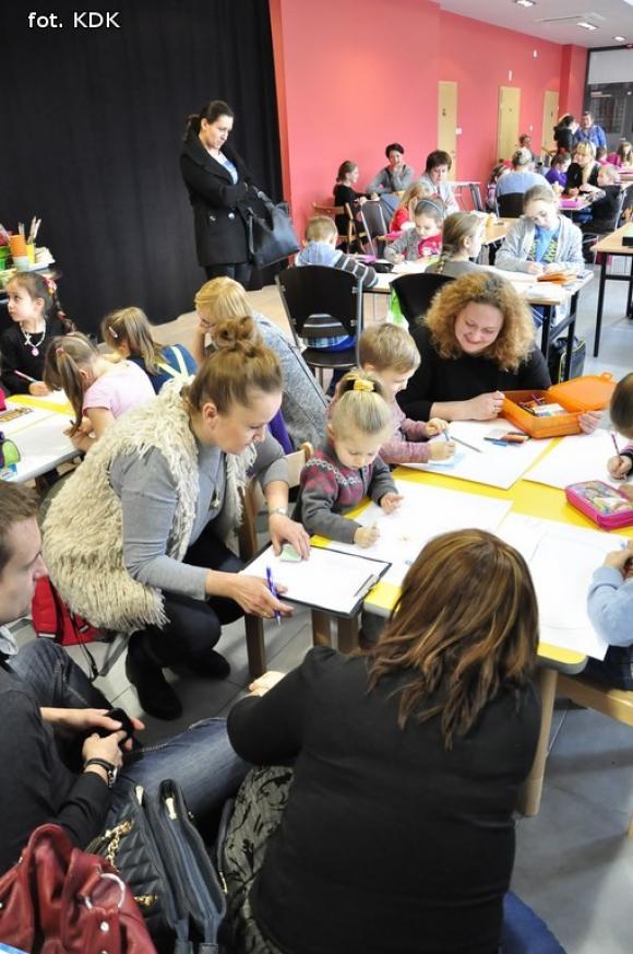 Wielki Konkurs Plastyczny w KDK pod hasłem Człowiek kocha i dba o zwierzęta