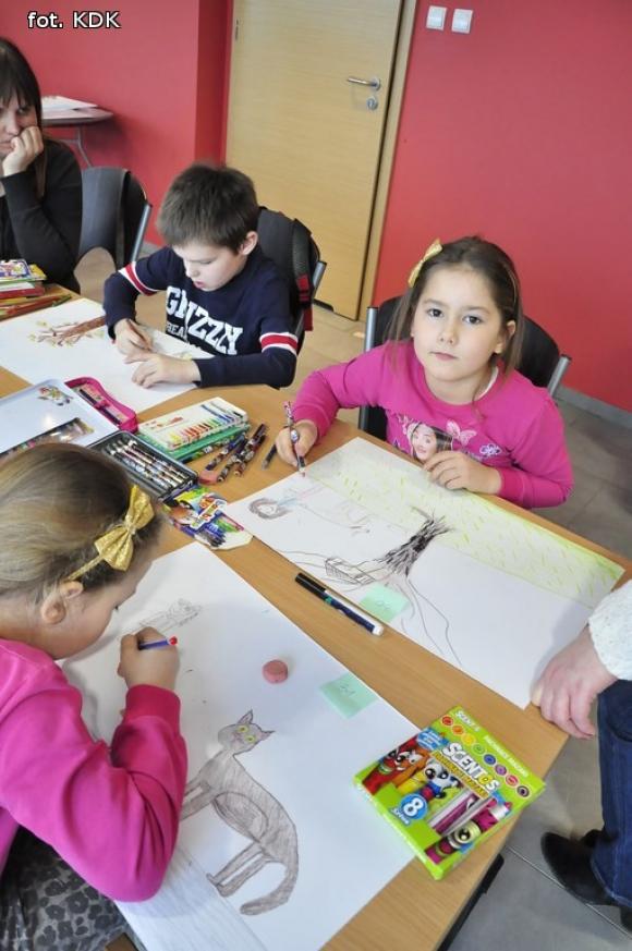 Wielki Konkurs Plastyczny w KDK pod hasłem Człowiek kocha i dba o zwierzęta