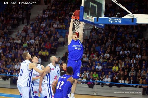 Farmaceuci w dobrym stylu pokonali King Wilki Morskie Szczecin 92:68