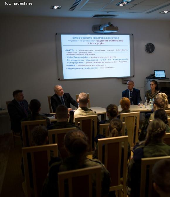 I LO PUL w Kutnie to jedna z najlepszych szkół mundurowych w Polsce