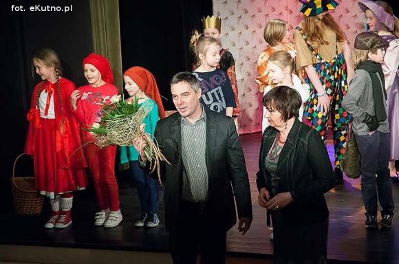 Oryginalny scenariusz i brawurowy występ małych aktorów. 49. premiera Teatru Puszek za nami
