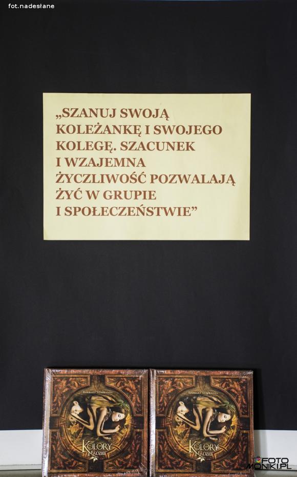 Kolorowy Świat w Bielawkach: Szanuj swoją koleżankę i swojego kolegę