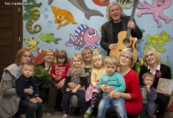 Kolorowy Świat w Bielawkach: Szanuj swoją koleżankę i swojego kolegę